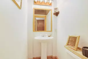 90 S Culver St, Logan, OH 43138 - Photo 23