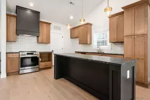 2015 W 5th Ave, Marble Cliff, OH 43212 - Photo 11