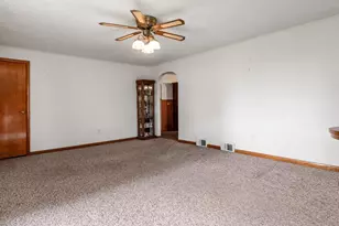 2945 Shaw Rd, Zanesville, OH 43701 - Photo 11