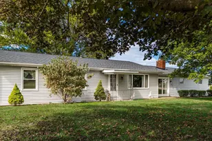 2945 Shaw Rd, Zanesville, OH 43701 - Photo 1