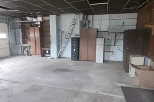 307 Spring St, Utica, OH 43080 - Photo 25