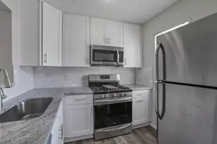 9170 Parkbury Ln, Lewis Center, OH 43035 - Photo 3