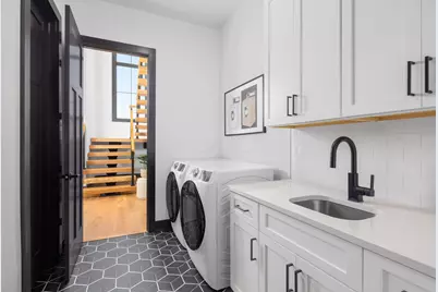 2342 Quarry Trails Drive, Columbus, OH 43228 - Photo 19