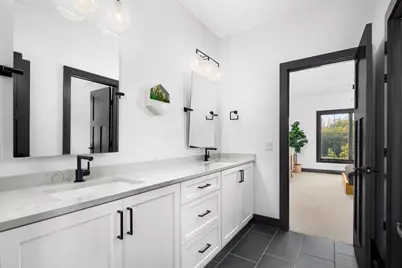 2342 Quarry Trails Drive, Columbus, OH 43228 - Photo 25