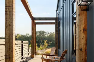 2342 Quarry Trails Dr, Columbus, OH 43228 - Photo 9