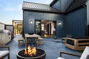 2342 Quarry Trails Dr, Columbus, OH 43228 - Photo 7