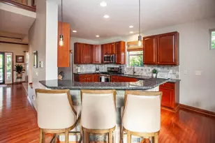 6867 Golden Way, Powell, OH 43065 - Photo 3