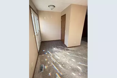 140 S Hamilton Avenue, Hebron, OH 43025 - Photo 9