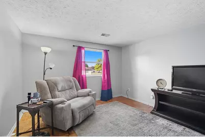 1520 Fall Brook Road, Columbus, OH 43223 - Photo 25