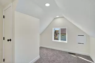 215 W South St, Jackson, OH 45640 - Photo 37