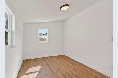 215 W South Street, Jackson, OH 45640 - Photo 17