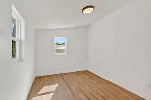 215 W South St, Jackson, OH 45640 - Photo 17