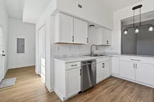 215 W South St, Jackson, OH 45640 - Photo 21