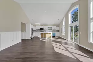 525 Ashwood Rd, Columbus, OH 43207 - Photo 17