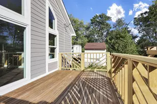 525 Ashwood Rd, Columbus, OH 43207 - Photo 49