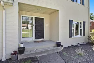 2740 W Ridgewood Cir, Zanesville, OH 43701 - Photo 59