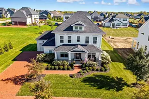 1744 Pinnacle Club Dr, Grove City, OH 43123 - Photo 1