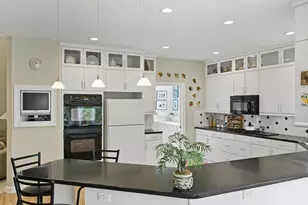 10010 Beckford Ct, Powell, OH 43065 - Photo 23