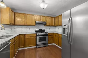 4000 Sandy Ridge Dr, Columbus, OH 43204 - Photo 11