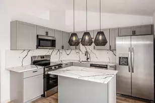 4655 Parkwick Dr, Columbus, OH 43228 - Photo 15