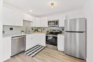 2173 Noe Bixby Rd, Columbus, OH 43232 - Photo 7