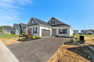 4275 Flamingo Dr, Lewis Center, OH 43035 - Photo 1