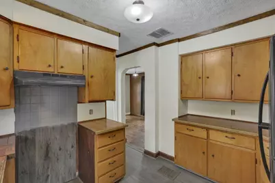 814 W Main Street, Hebron, OH 43025 - Photo 13