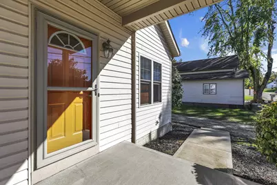 2582 E Park Street, Millersport, OH 43046 - Photo 7