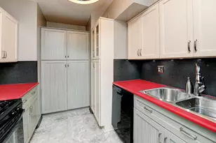 1620 E Broad St, Columbus, OH 43203 - Photo 13