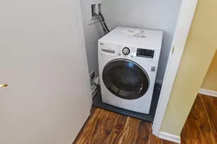 1620 E Broad St, Columbus, OH 43203 - Photo 15