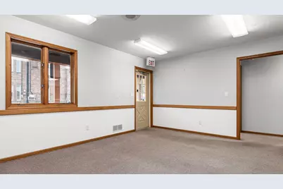 139 S Kennebec Avenue, McConnelsville, OH 43756 - Photo 5