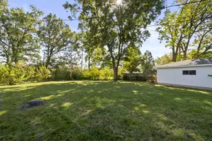 3302 Hilock Pl, Columbus, OH 43207 - Photo 13