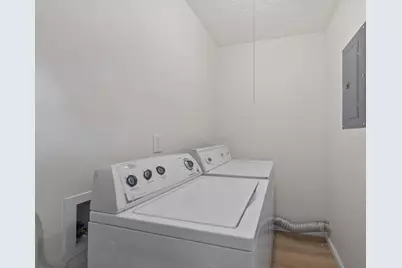 3302 Hilock Place, Columbus, OH 43207 - Photo 35