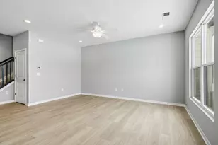 5488 Fawnsbury Ct, Powell, OH 43065 - Photo 3