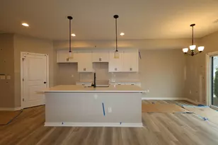 5484 Fawnsbury Ct, Powell, OH 43065 - Photo 3