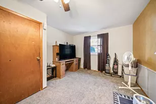 4815 Bourke Rd, Columbus, OH 43229 - Photo 27