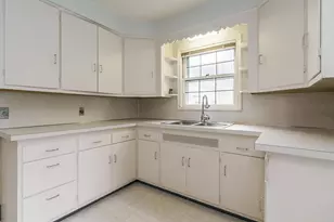 123 W South St, Worthington, OH 43085 - Photo 15