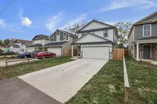 1549 Delbert Rd, Columbus, OH 43219 - Photo 3