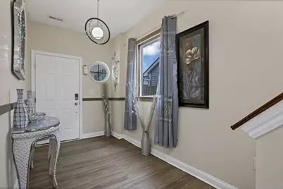 1549 Delbert Road, Columbus, OH 43219 - Photo 7