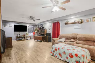 109 S Church St, Thornville, OH 43076 - Photo 9