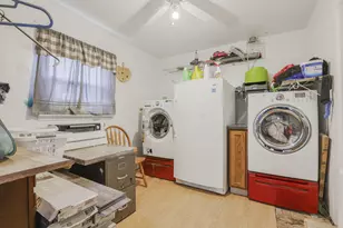 109 S Church St, Thornville, OH 43076 - Photo 15