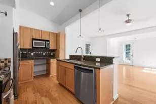 320 E Columbus St, Columbus, OH 43206 - Photo 13