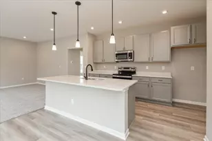 364 Isaac Tharp St, Pataskala, OH 43062 - Photo 7