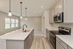 364 Isaac Tharp St, Pataskala, OH 43062 - Photo 9