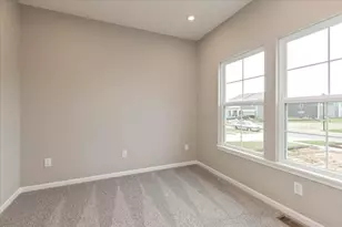 364 Isaac Tharp St, Pataskala, OH 43062 - Photo 17