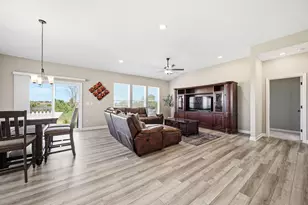 438 Bethpage Blvd, Commercial Point, OH 43116 - Photo 11