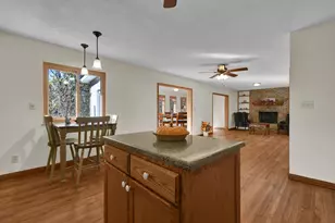 49 Kenwick Cir, Granville, OH 43023 - Photo 9