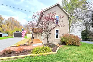 320 E Cherry St, Sunbury, OH 43074 - Photo 3