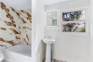 75 N Terrace Ave, Columbus, OH 43204 - Photo 23