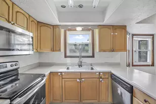 7898 Sarahurst Dr, Dublin, OH 43016 - Photo 21